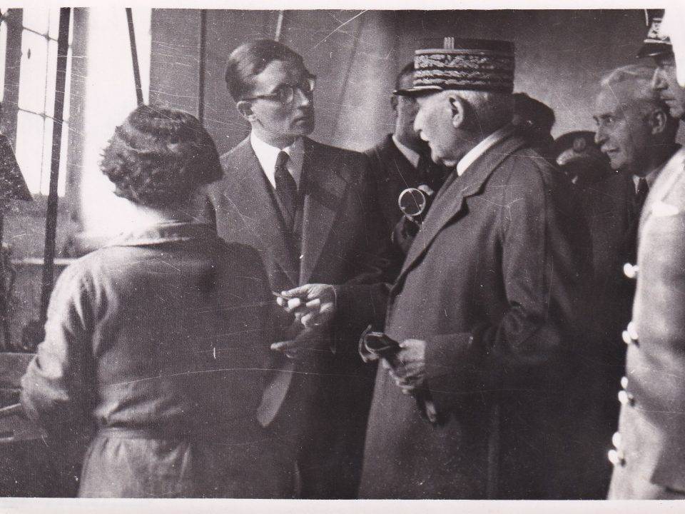 2836, Thiers : Visite par le Maréchal Pétain de la Société Générale (01/05/1942)