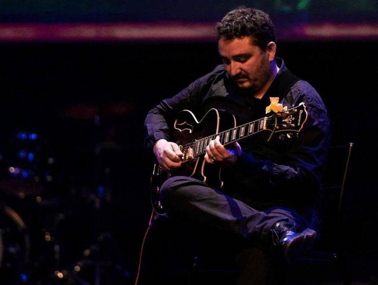 image-957381093371678